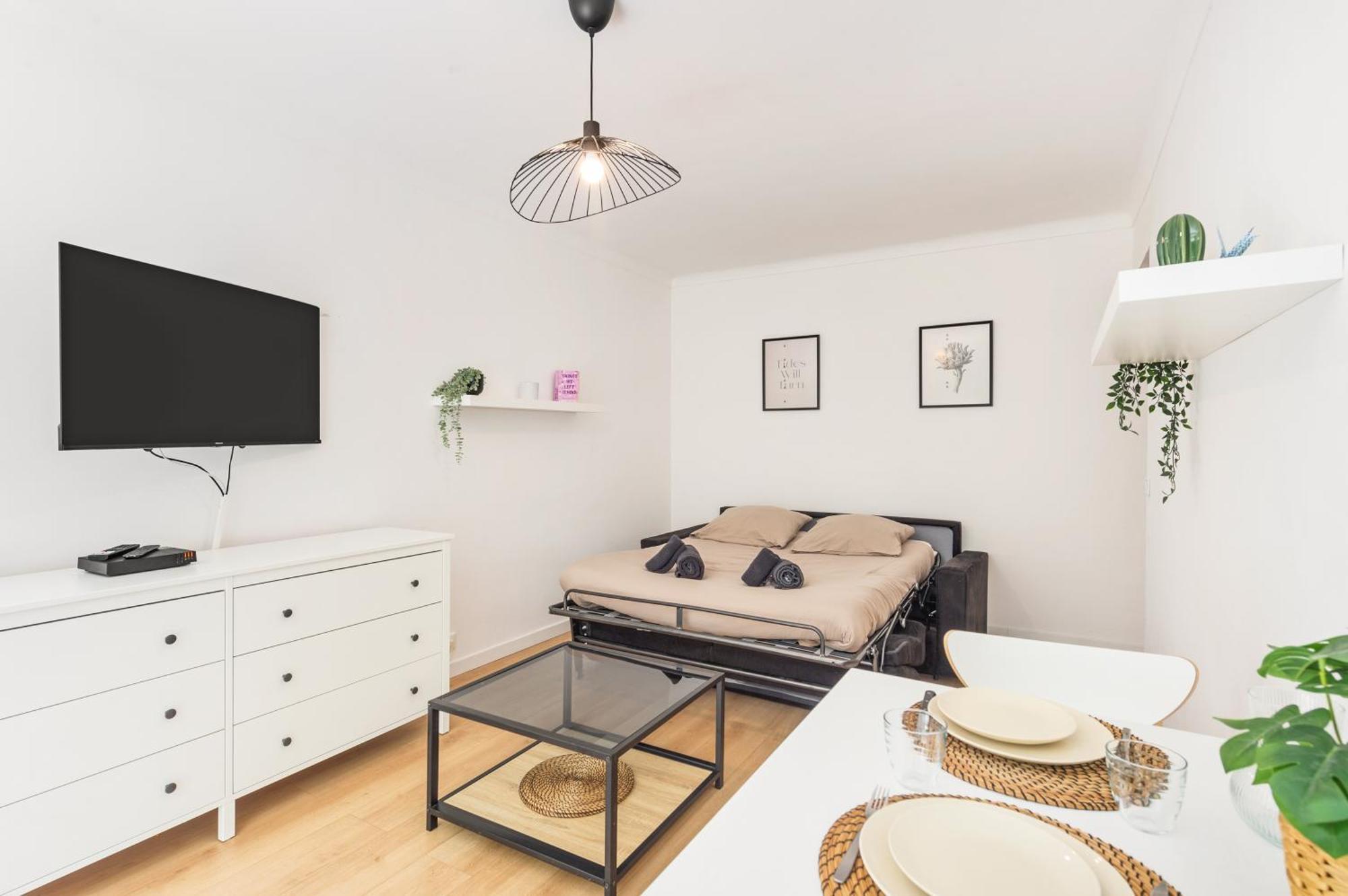 Studio Moderne Menton Bagian luar foto