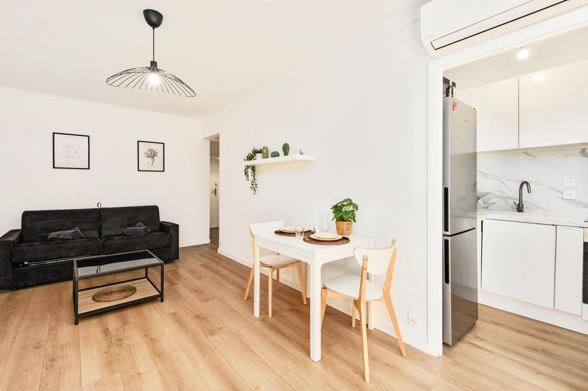 Studio Moderne Menton Bagian luar foto